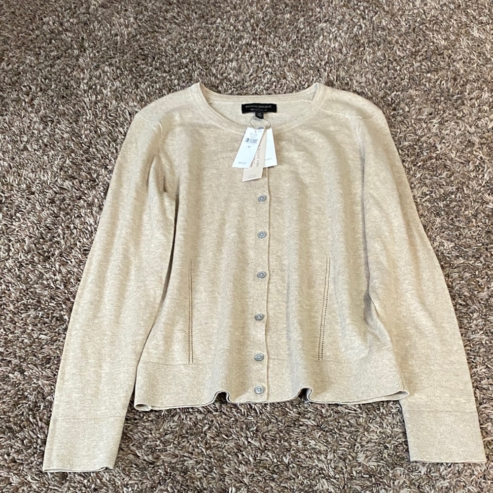 Banana Republic Cream Knit Sweater